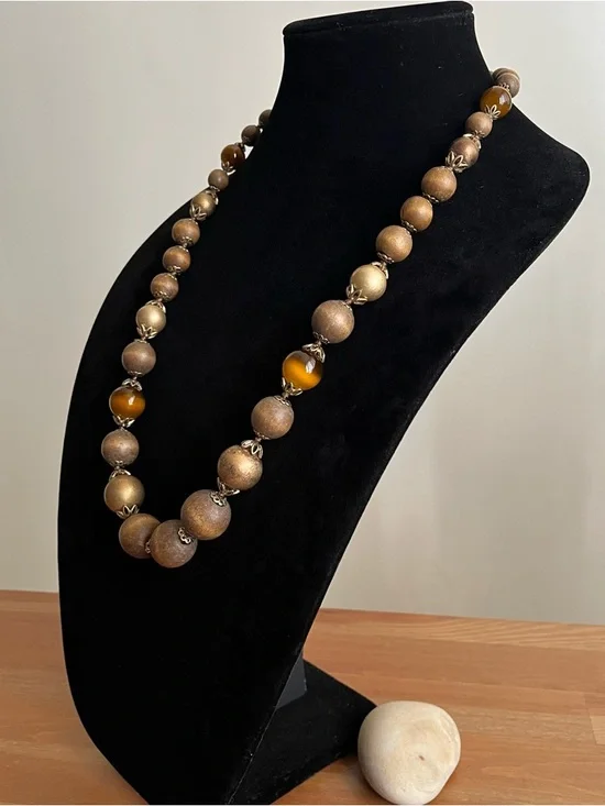 Liz Claiborne vintage costume jewelry necklace - women's jewelry - Picture 4 of 8